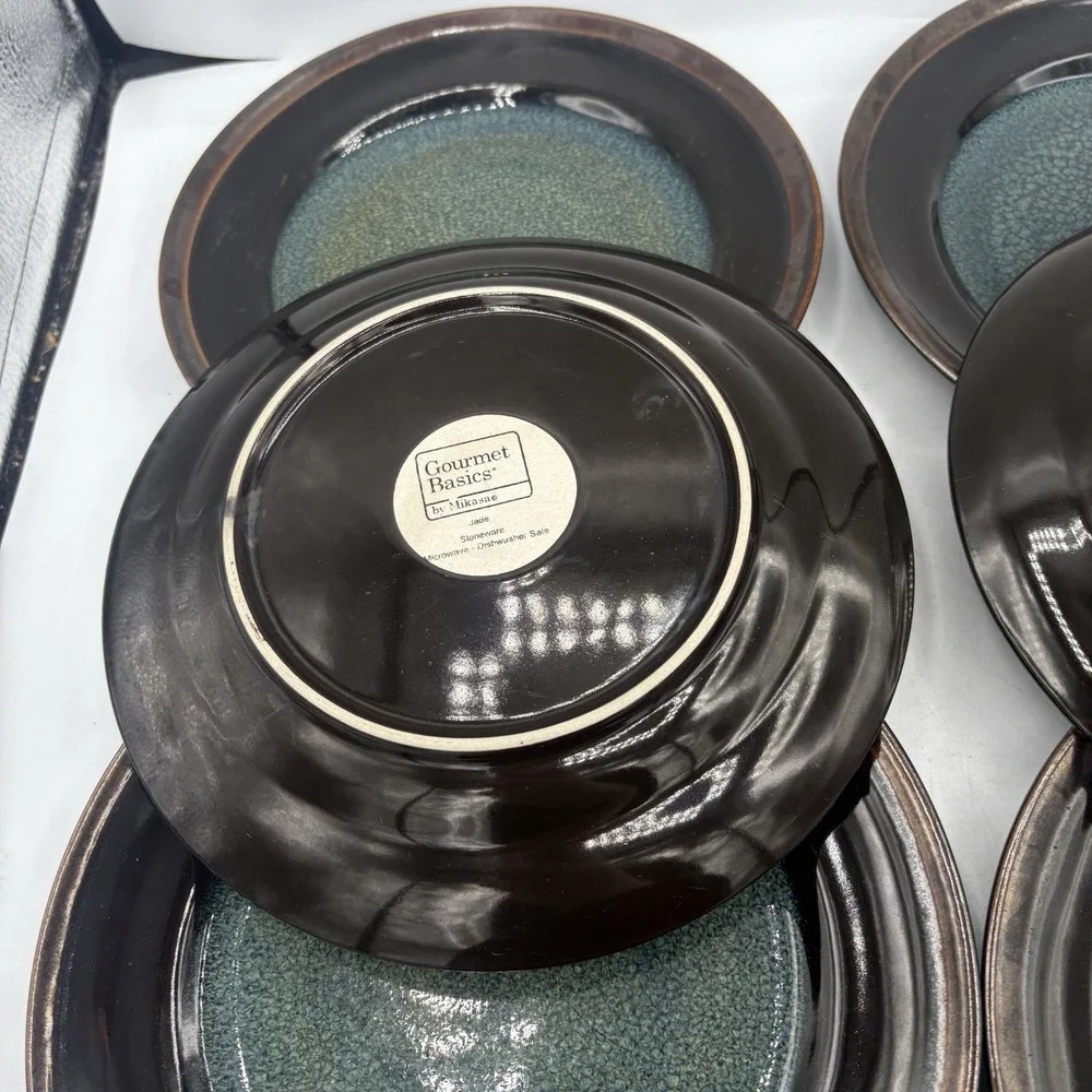Mikasa Gourmet‎ Basics Salad Plates Jade Stoneware  8 5/8